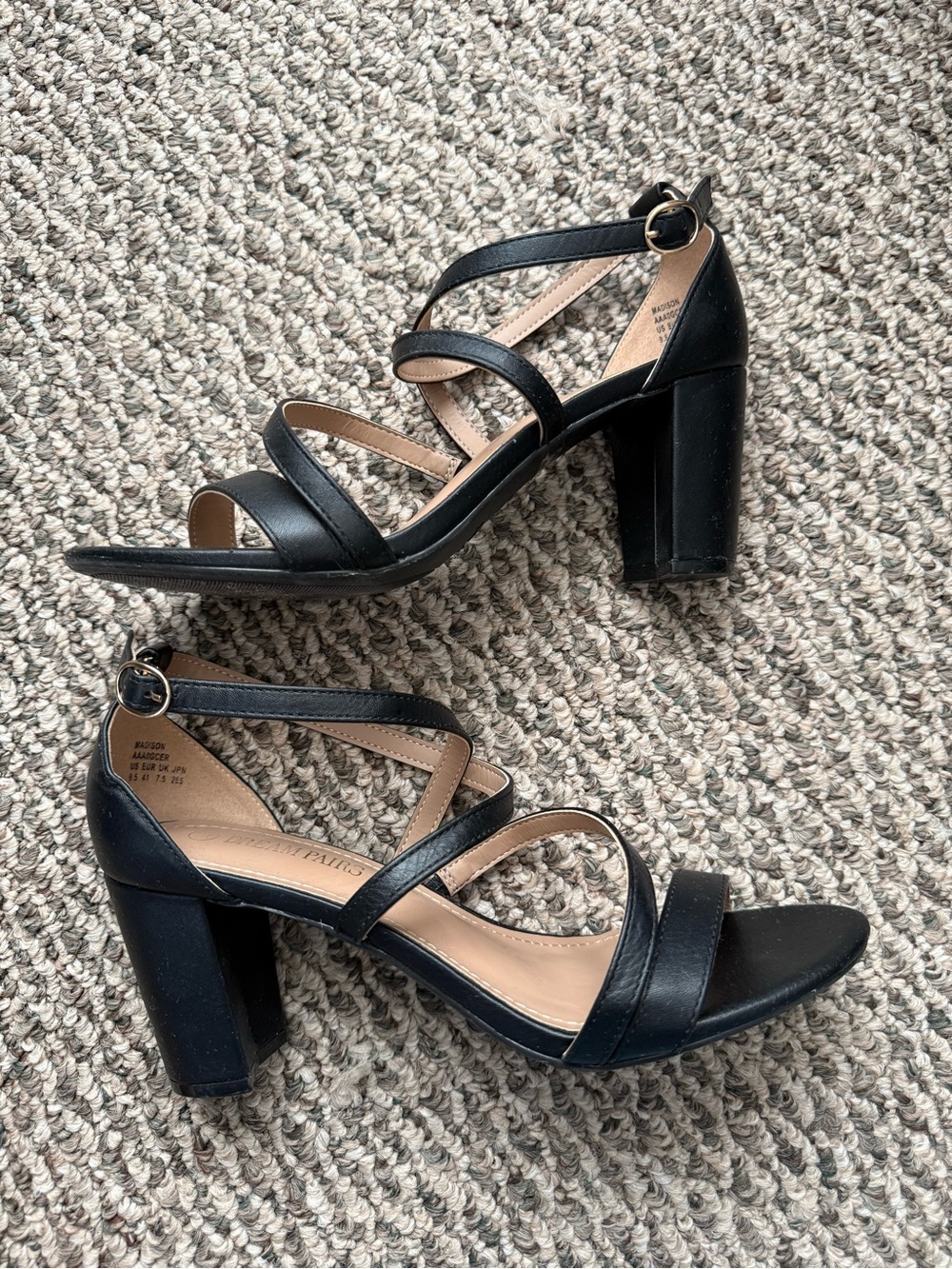 Dream Pairs Black Strappy Block Heel Sandals